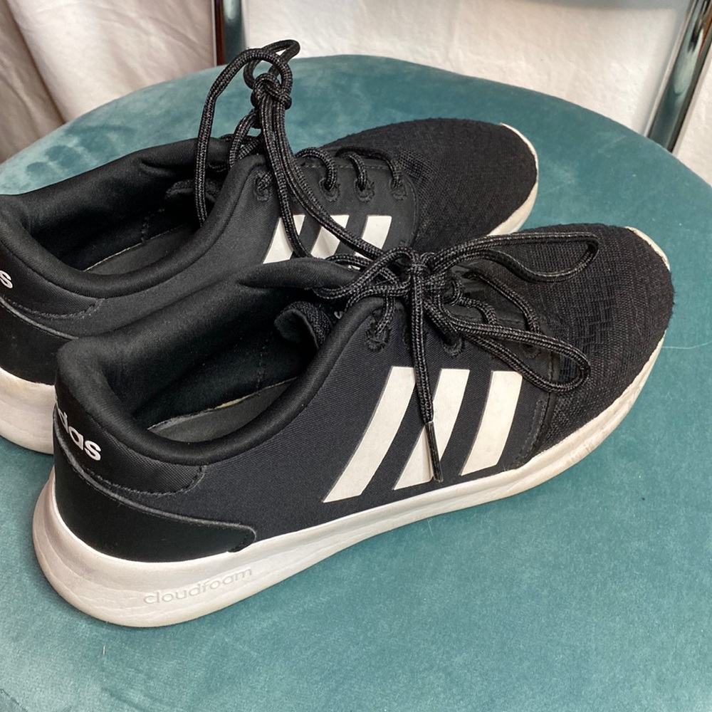 Slightly worn Adidas cloud foam tennis shoes